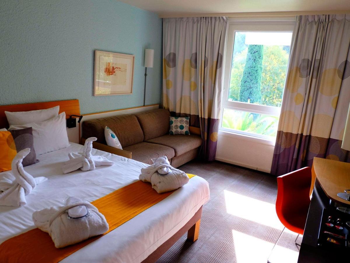 Novotel Marseille Est Porte D'Aubagne Экстерьер фото