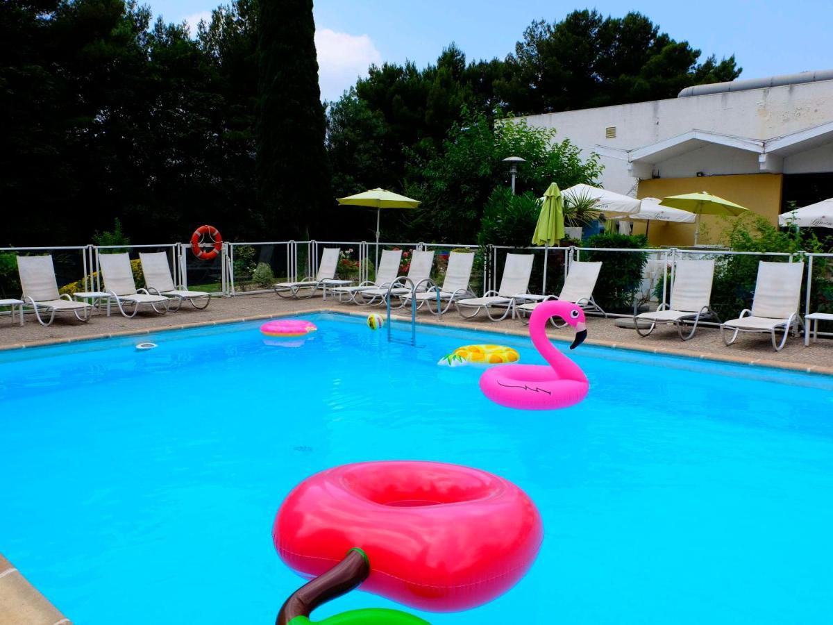 Novotel Marseille Est Porte D'Aubagne Экстерьер фото